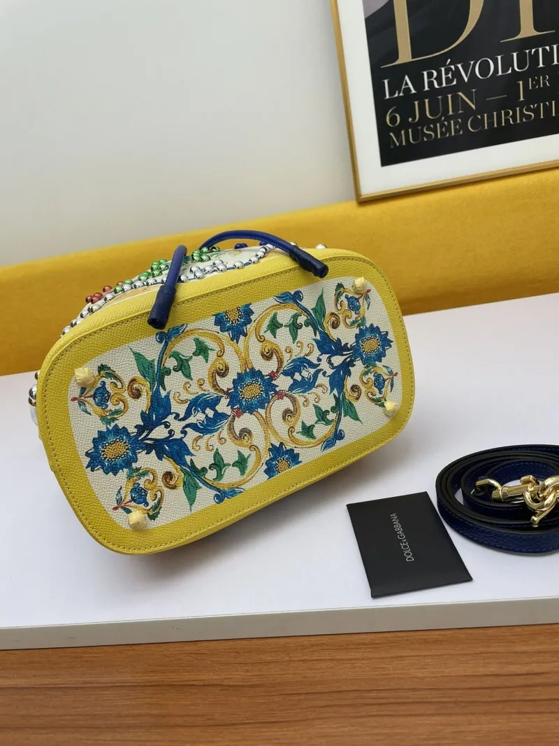 D&G Bucket Bags-2 - Image 4