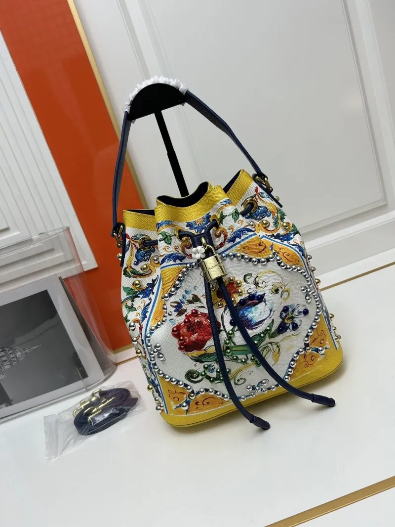 D&G Bucket Bags-6