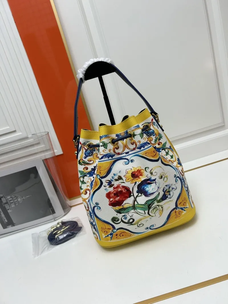 Alternative view of D&G Bucket Bags-6