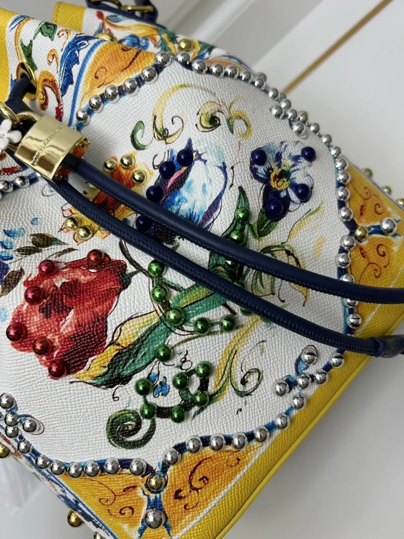D&G Floral Print Bucket Bag - Image 6