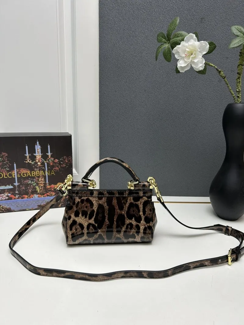 Alternative view of D&G Bucket Bags-8