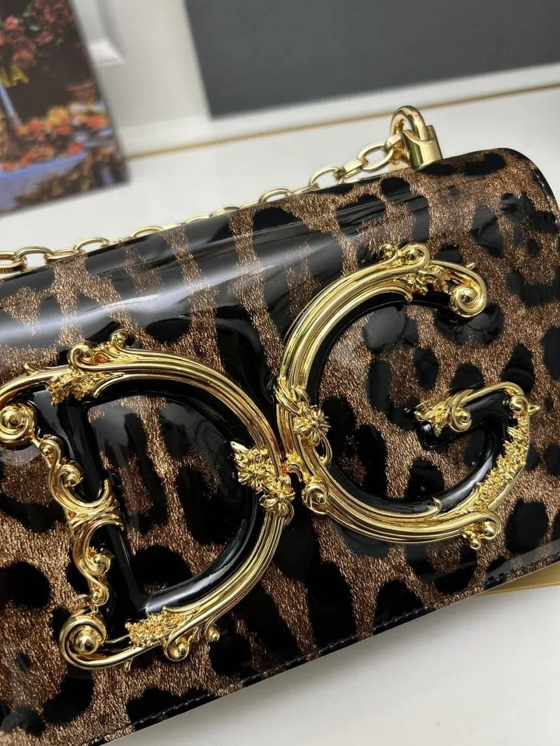 Dolce & Gabbana Leopard Print Chain Crossbody Bag - Image 4