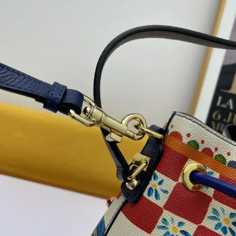 D&G Bucket Bags-16 - Image 6
