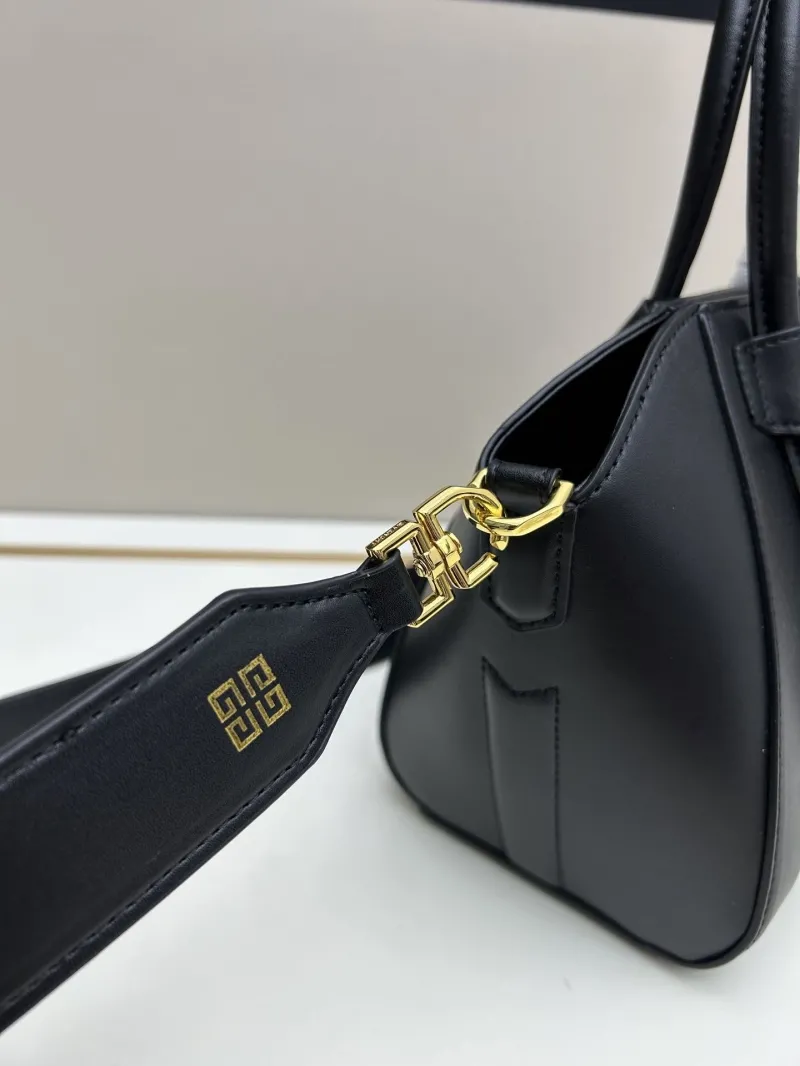 Givenchy Black Leather Crossbody Handbag - Image 5