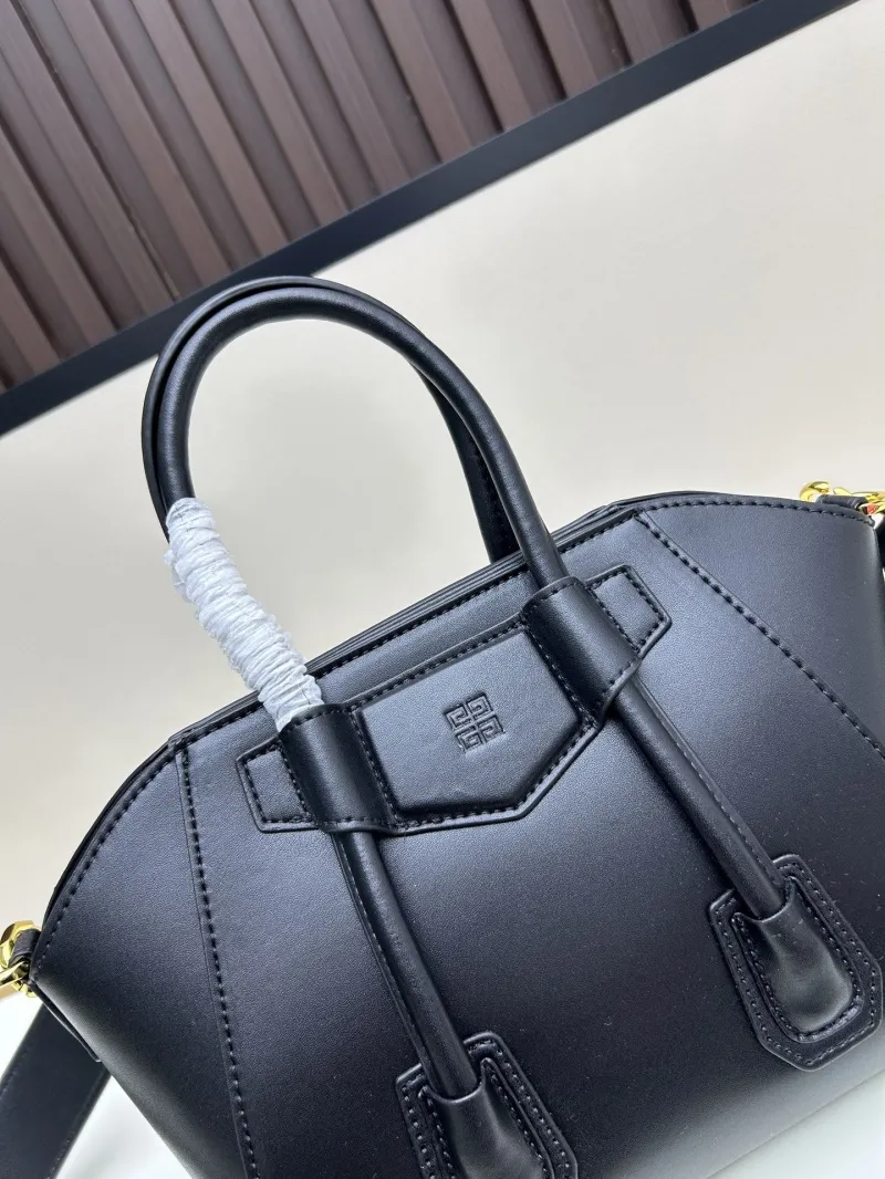 Givenchy Black Leather Crossbody Handbag - Image 6