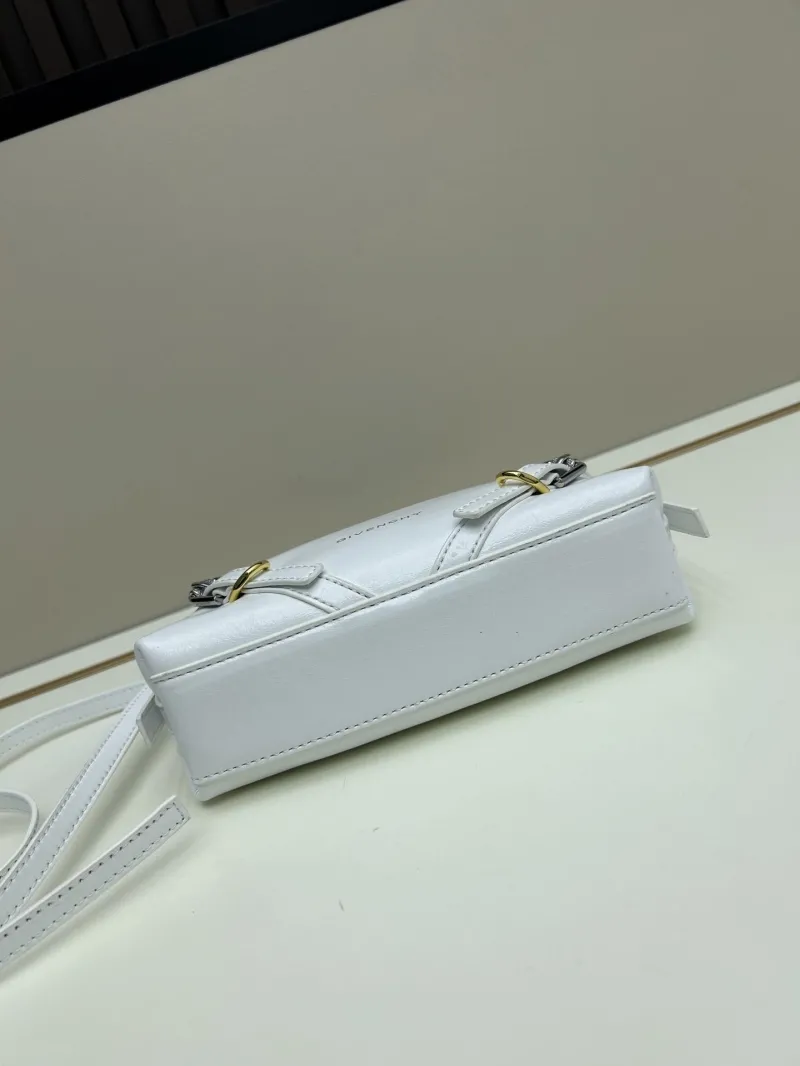 Givenchy White Leather Handle Crossbody Bag 19x16.5x4cm - Image 5