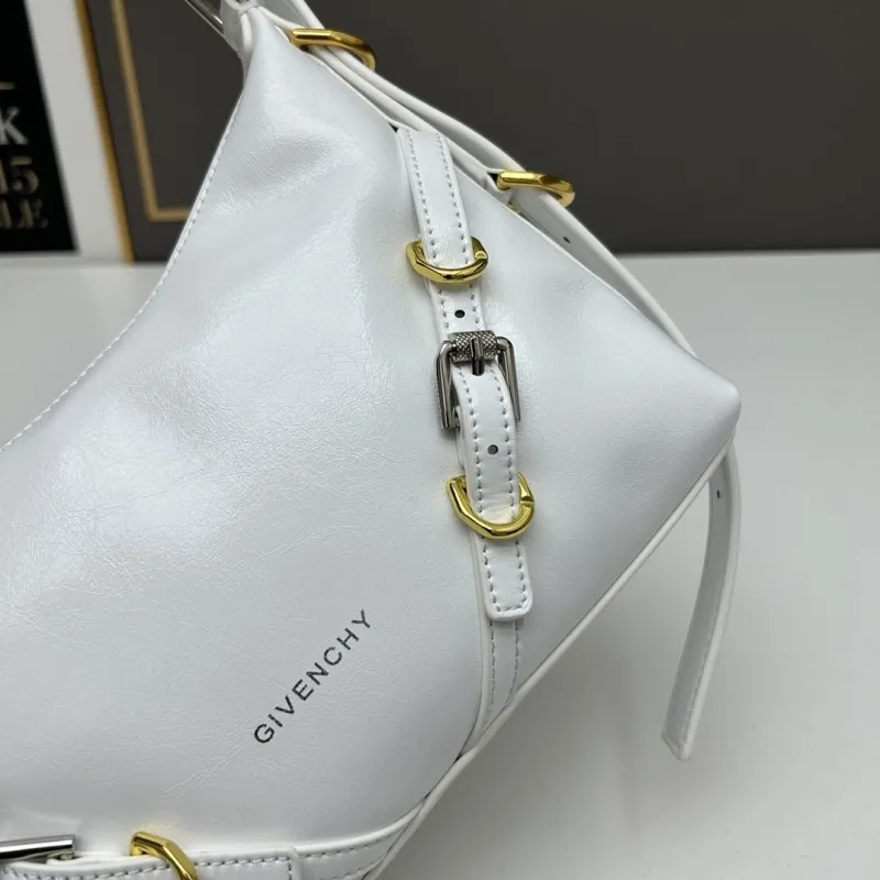 Givenchy White Leather Shoulder Bag 64 - Image 4