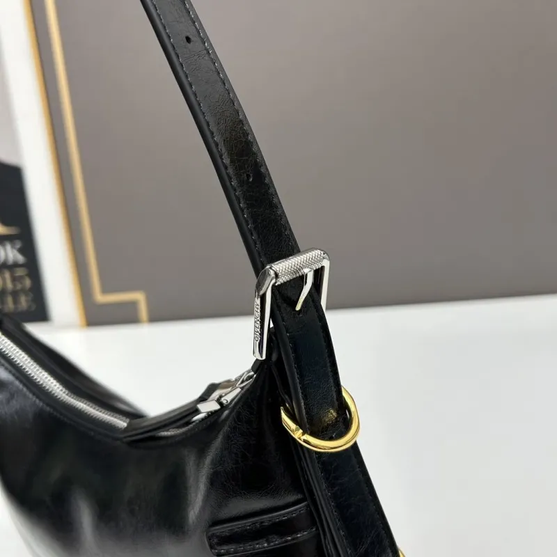 Givenchy Black Leather Shoulder Bag - Image 5