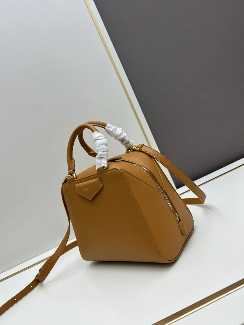 Givenchy Brown Leather Shoulder Handbag - Image 3