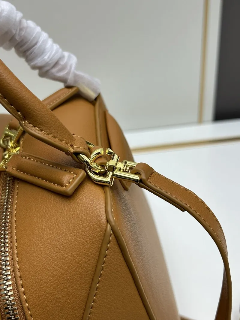 Givenchy Brown Leather Shoulder Handbag - Image 7