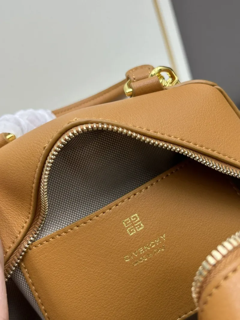 Givenchy Brown Leather Shoulder Handbag - Image 9