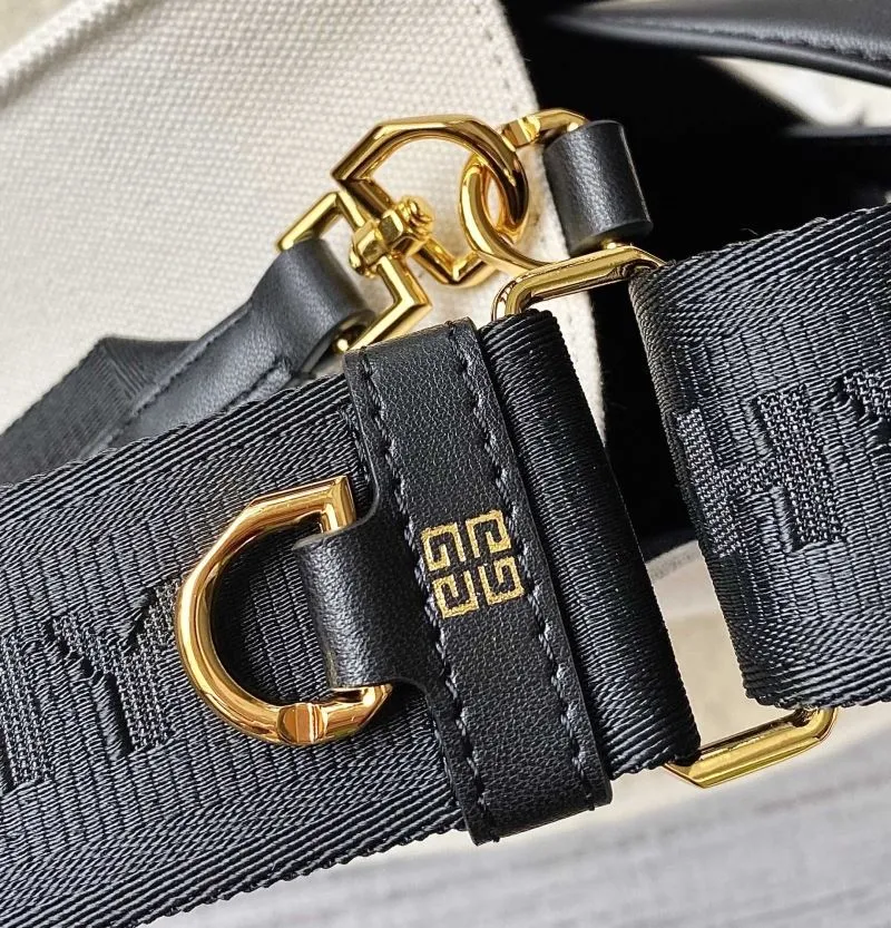 Givenchy Cream Tote Bag with Strap 81 - Image 4