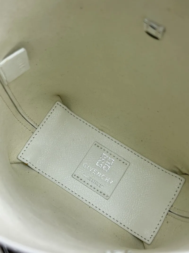 Givenchy White Crossbody Satchel Bag - Image 8