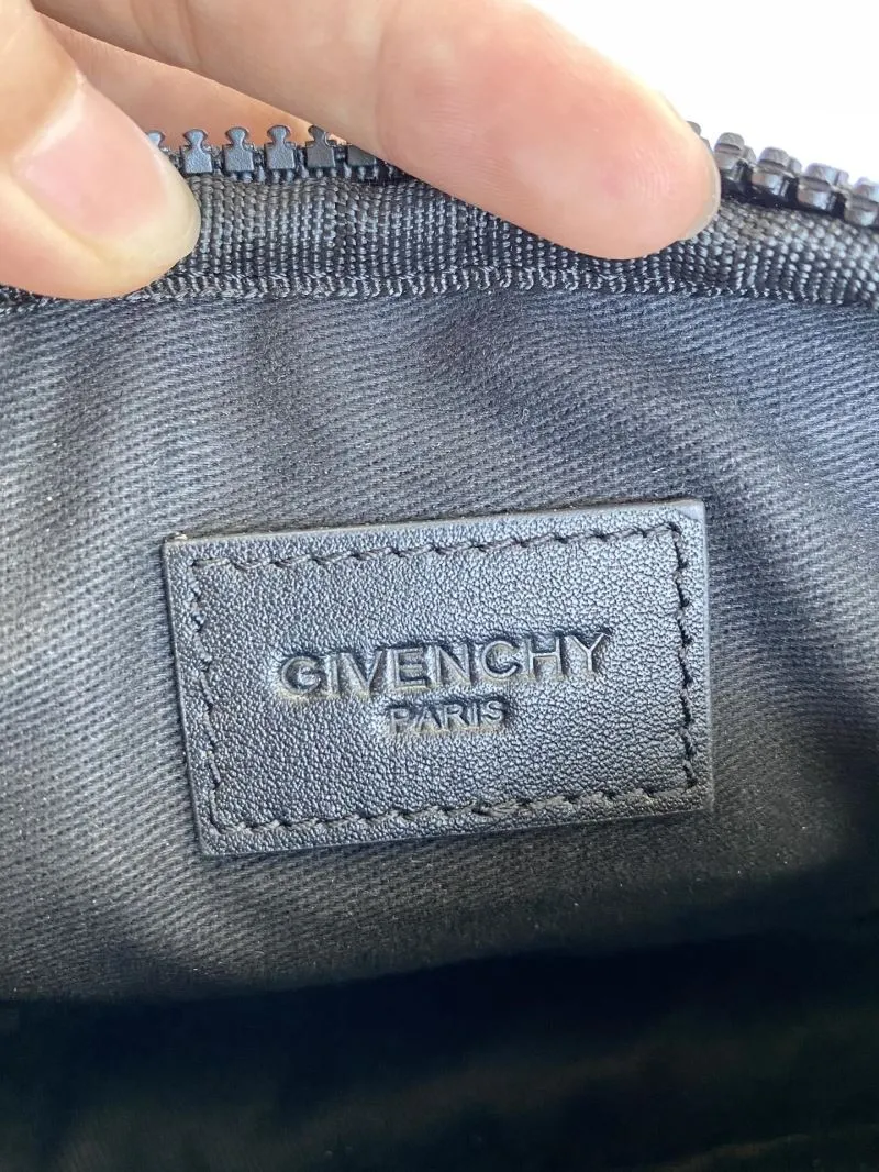 Givenchy Black White Crossbody Camera Bag - Image 9