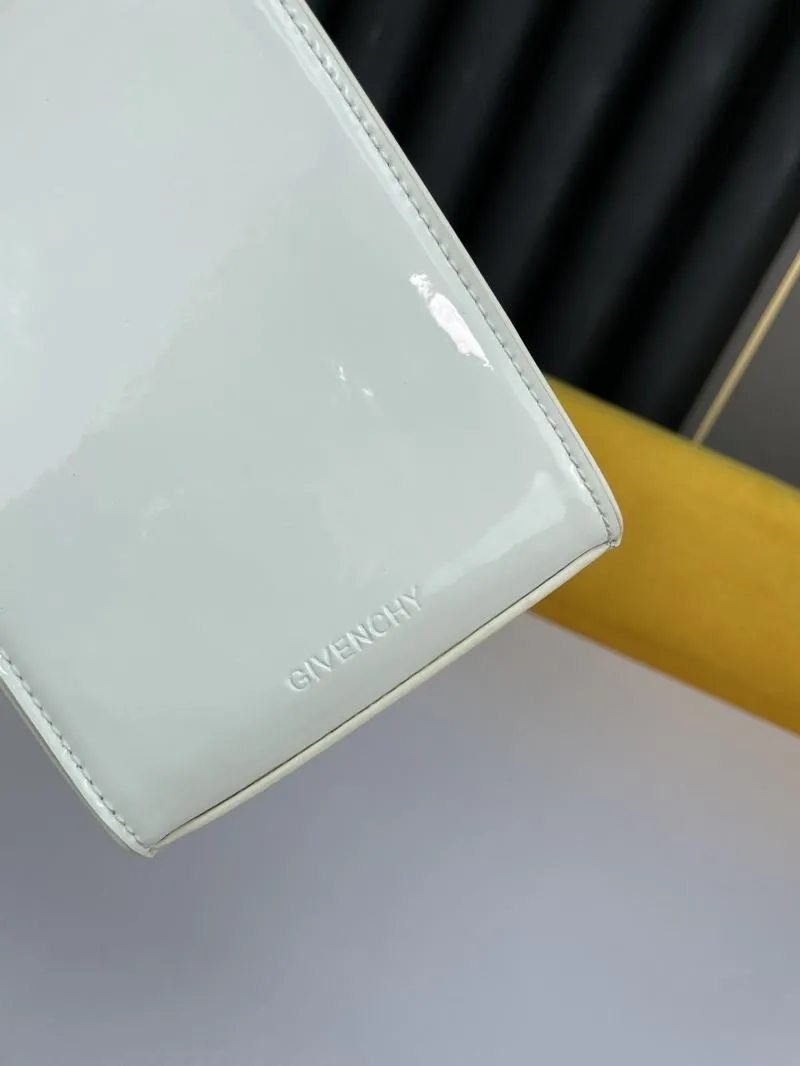 Givenchy White Crossbody Satchel Bag 121 - Image 5