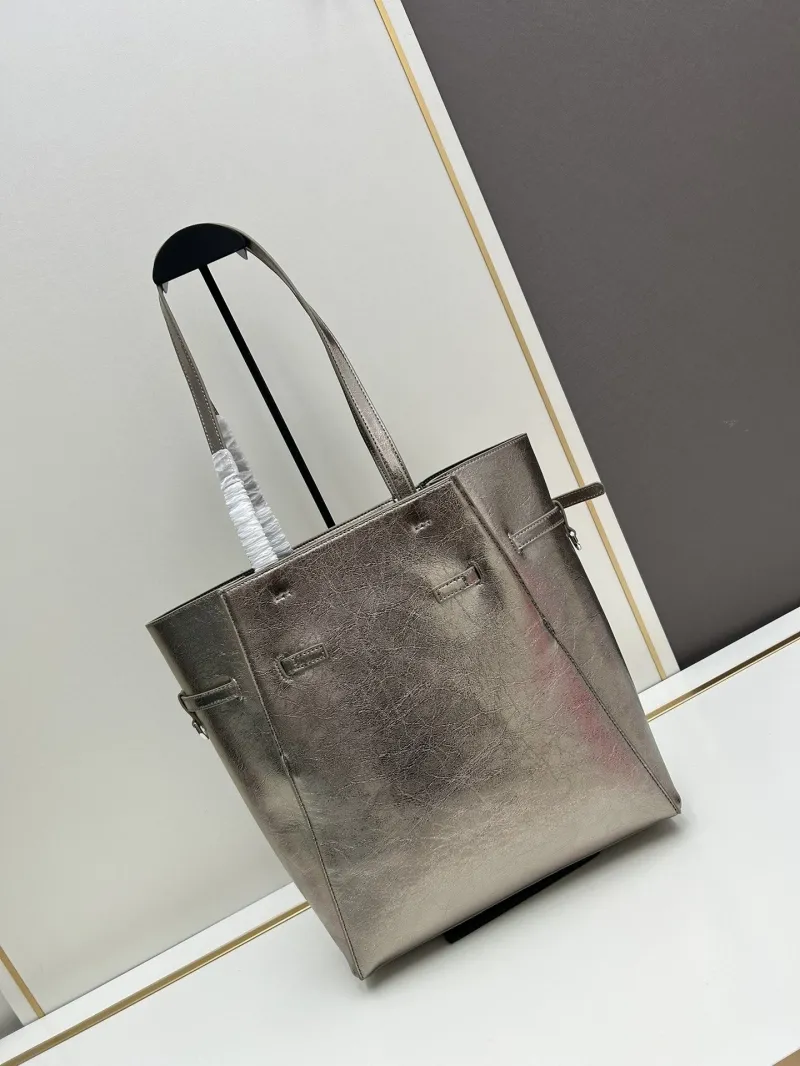 Alternative view of Givenchy Shoulder Bags-1