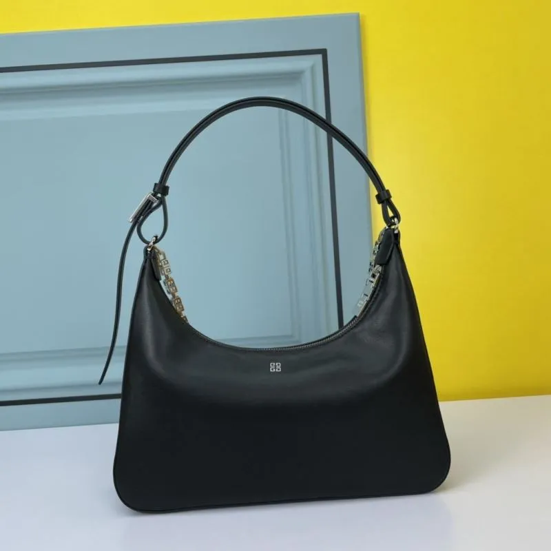 Givenchy Large Black Leather Shoulder Bag - Image 3