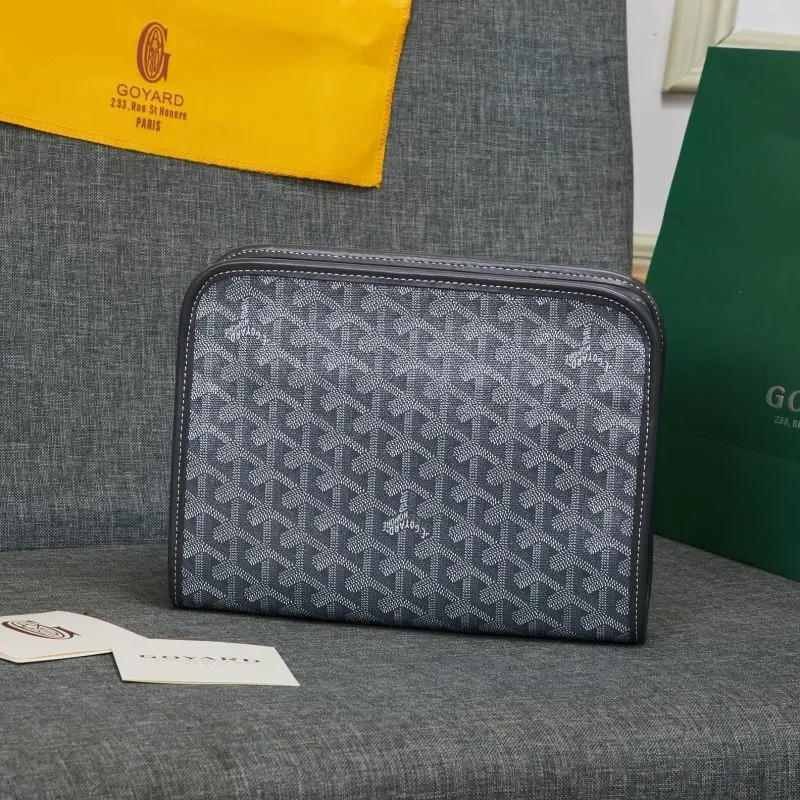 Alternative view of Goyard Clutch Bags-3