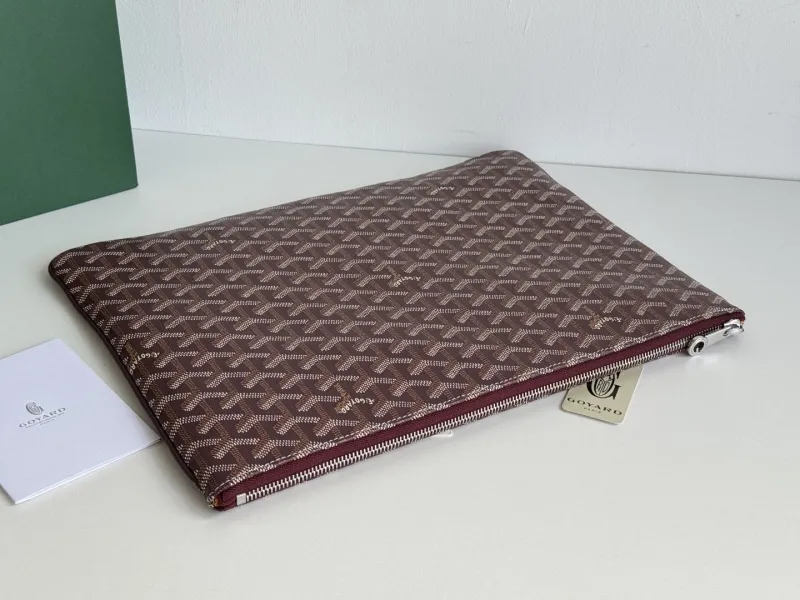 Goyard Brown Zip Clutch Bag - Image 3
