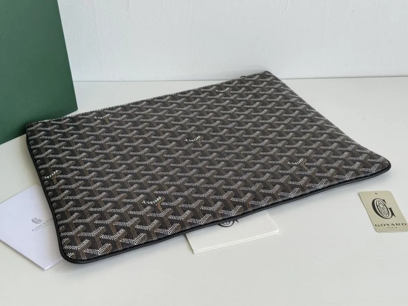 Goyard Black Zip Clutch Bag - Image 5