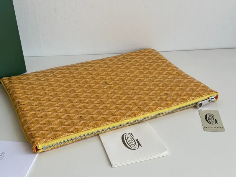 Goyard Yellow Zip Clutch Bag - Image 3