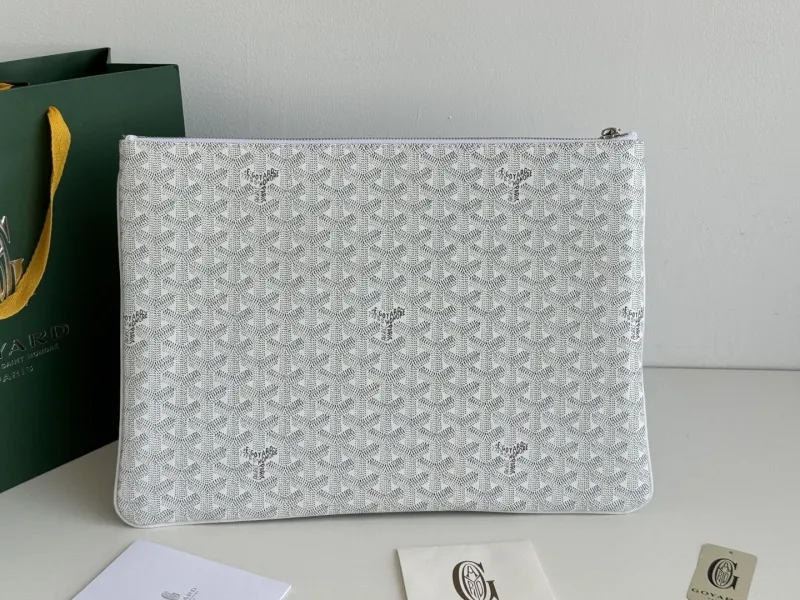 Alternative view of Goyard Clutch Bags-9