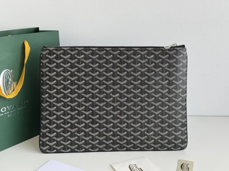 Alternative view of Goyard Clutch Bags-10