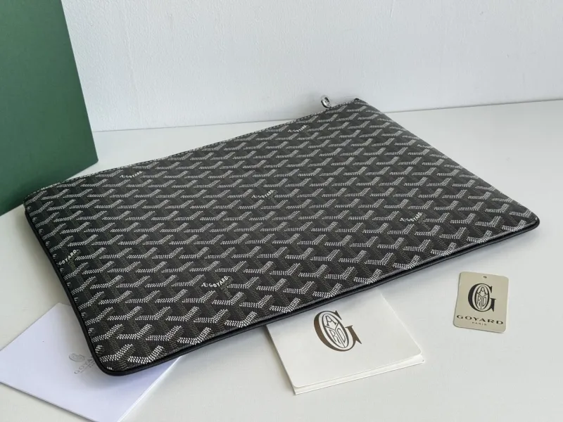 Goyard Black Zip Clutch Bag - Image 5