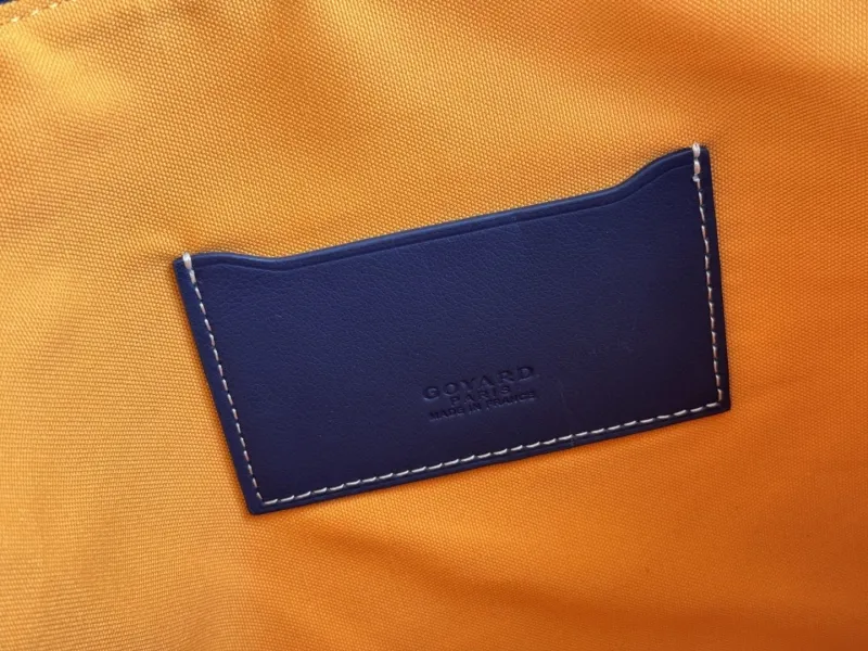 Goyard Navy Zip Clutch Bag - Image 9