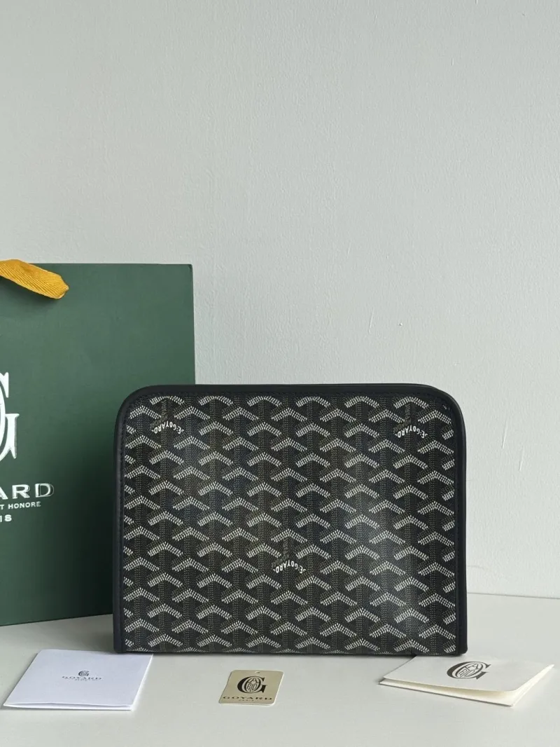 Alternative view of Goyard Clutch Bags-19