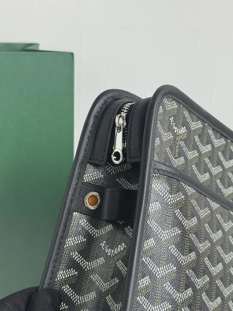 Goyard Black Canvas Clutch Bag - Image 4