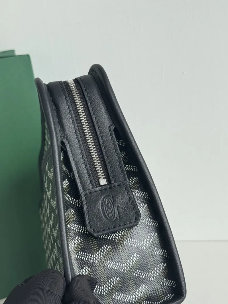 Goyard Black Canvas Clutch Bag - Image 5