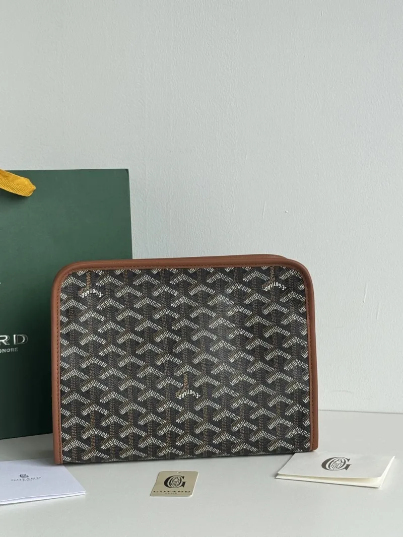 Alternative view of Goyard Clutch Bags-20