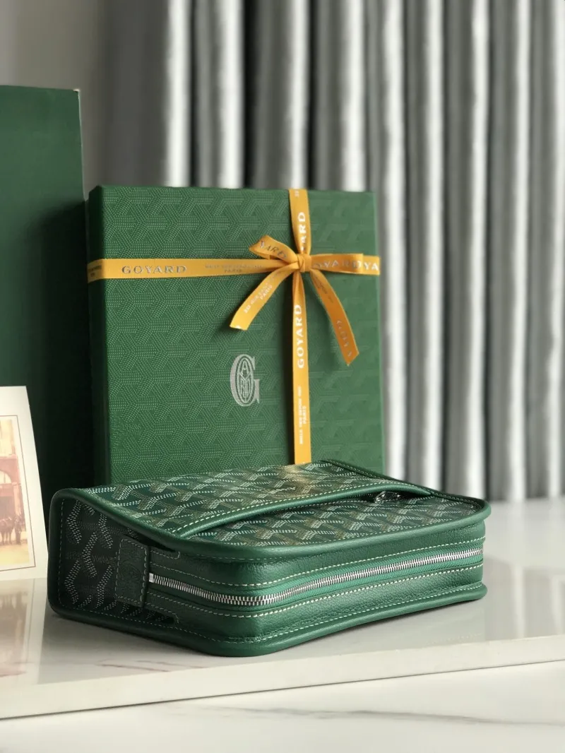 Goyard Green Leather Clutch Bag - Image 5