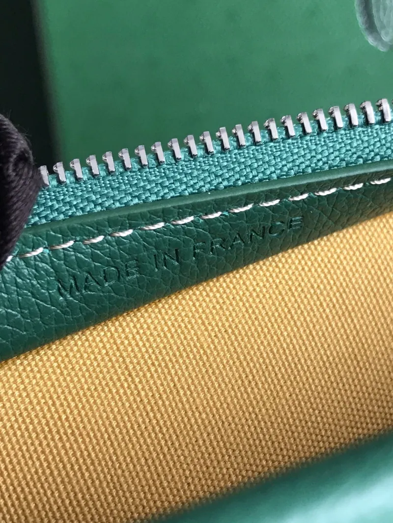 Goyard Green Leather Clutch Bag - Image 9
