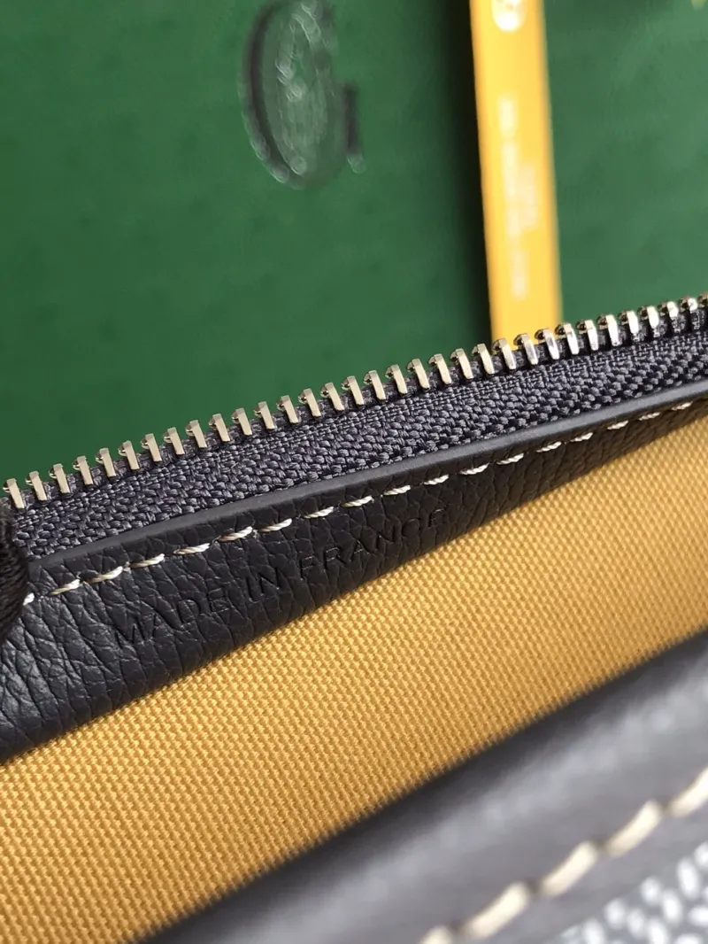 Goyard Dark Gray Clutch Bag - Image 9