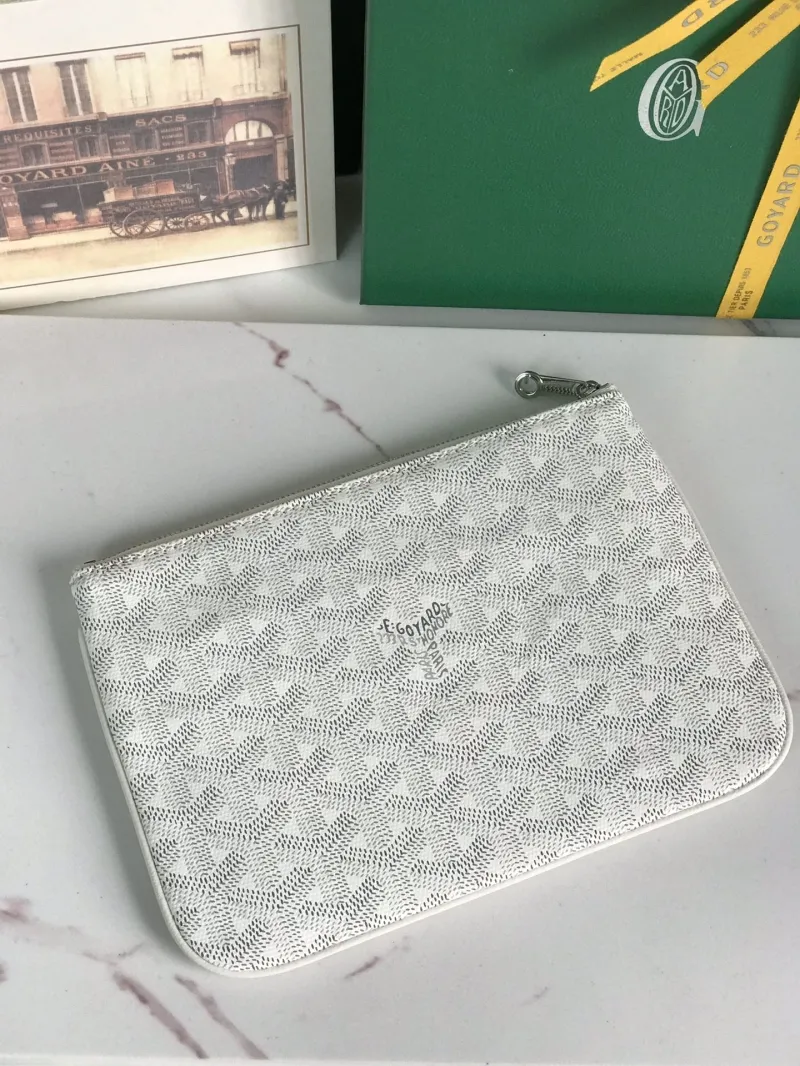 Alternative view of Goyard Clutch Bags-45