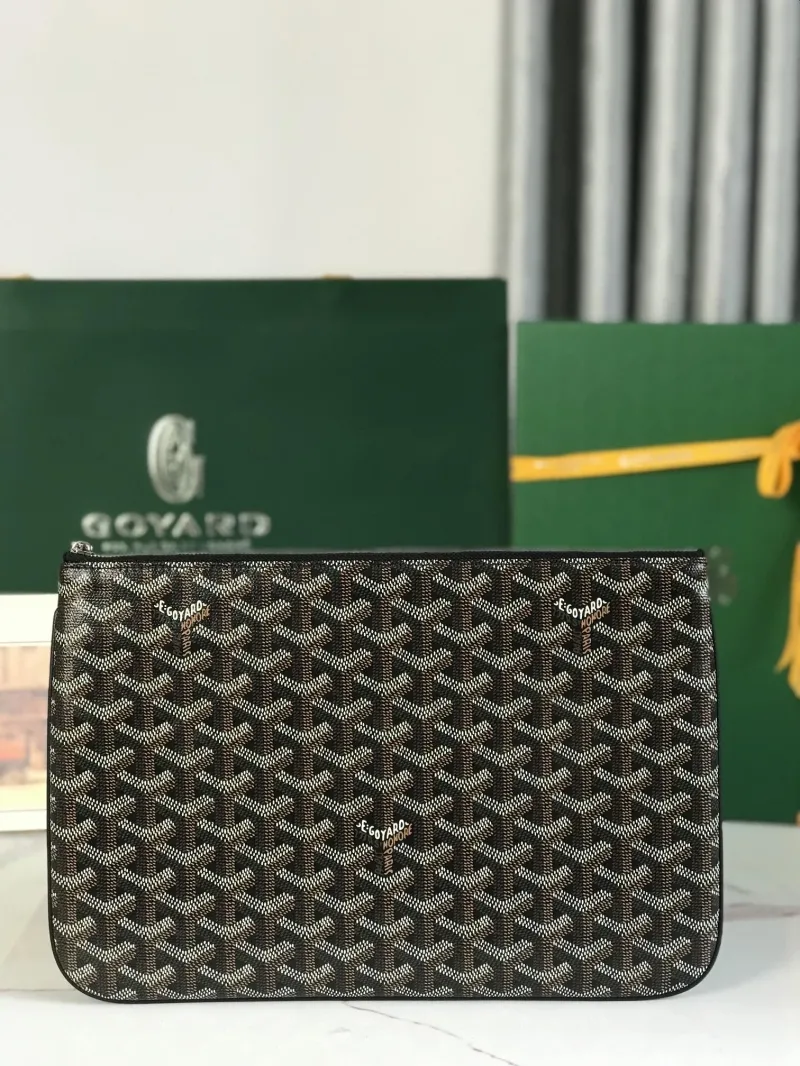 Goyard Black Zip Clutch Bag 63