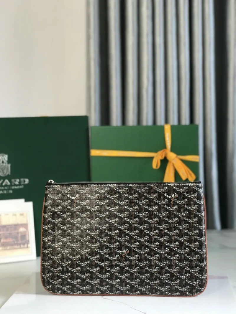 Goyard Black Clutch Bag 66