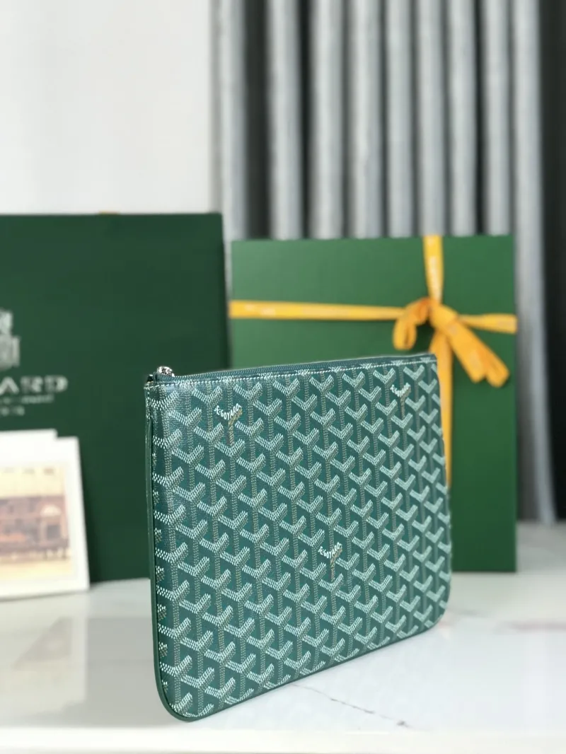 Alternative view of Goyard Green Clutch Bag 69