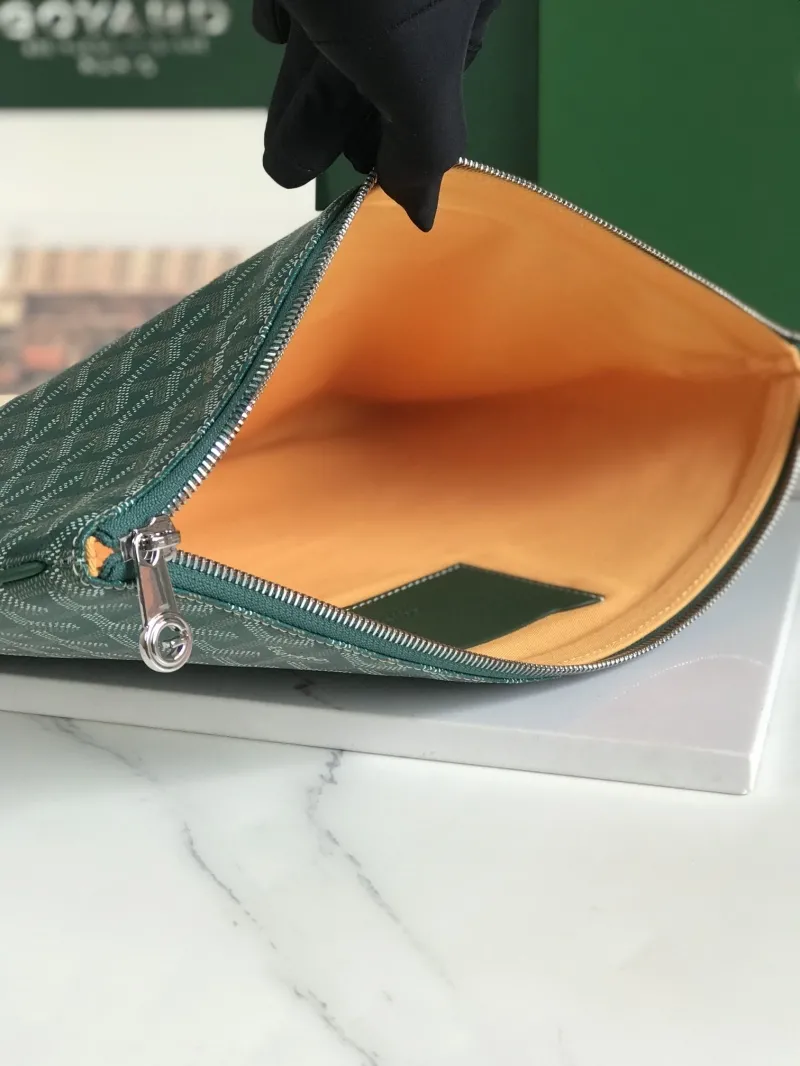Goyard Green Zip Clutch Bag - Image 9