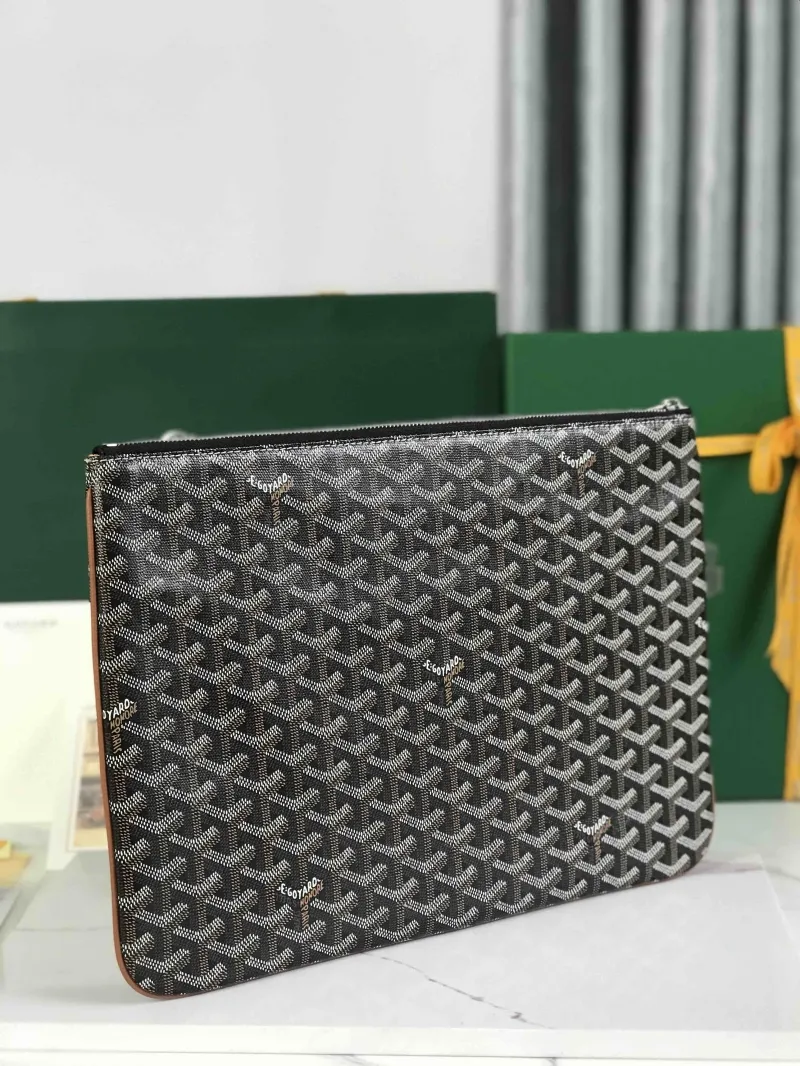 Alternative view of Goyard Black Clutch Bag 72