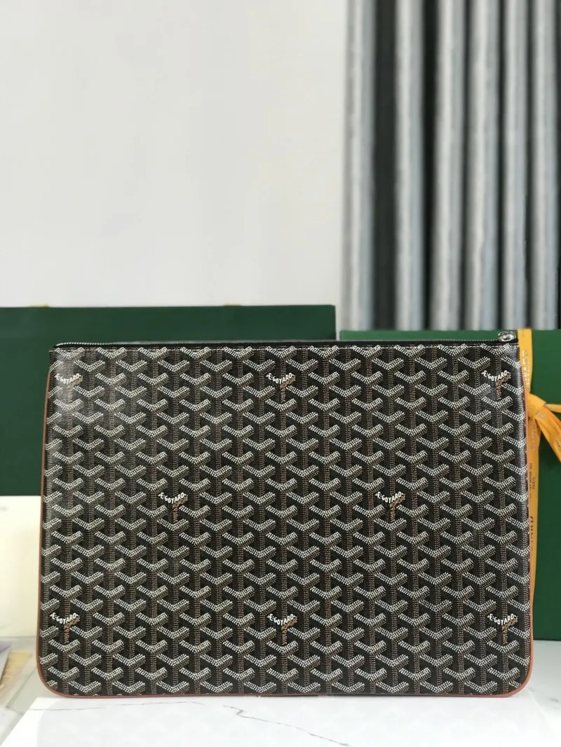 Goyard Classic Black Clutch Bag