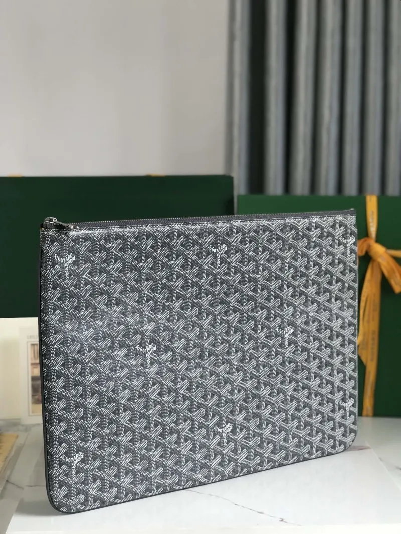 Goyard Gray Clutch Bag 82 - Image 3