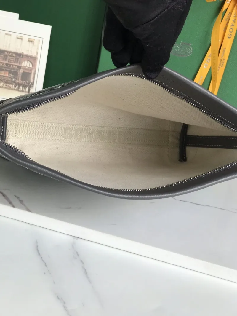Goyard Gray Clutch Bag Model 84 - Image 8