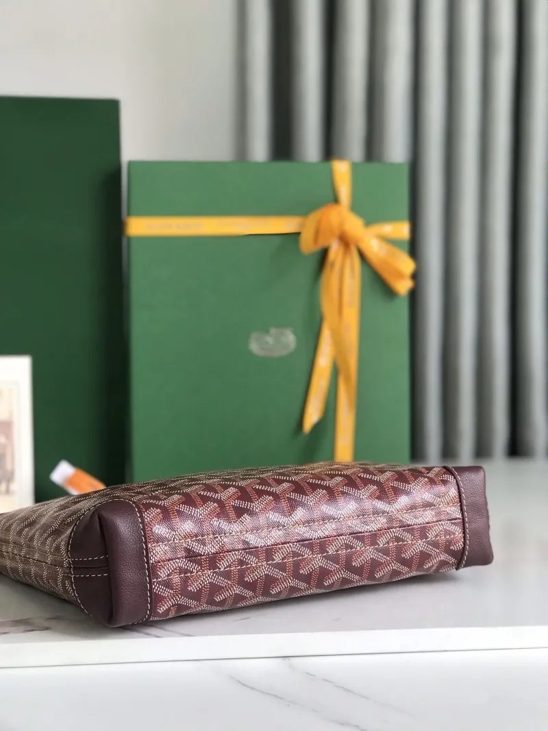 Goyard Burgundy Leather Clutch Bag - Image 5