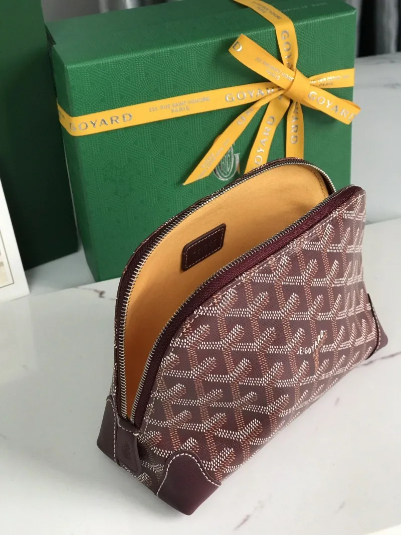 Goyard Luxury Burgundy Clutch Bag - Image 7