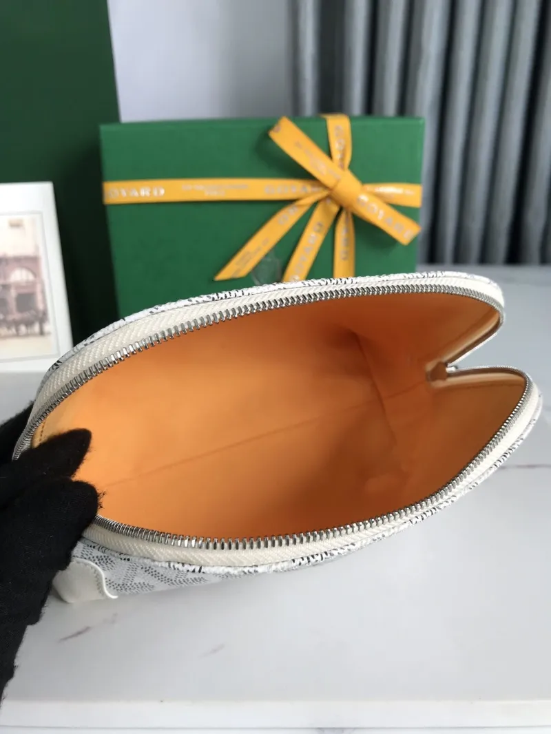 Goyard White Leather Clutch Pouch - Image 8