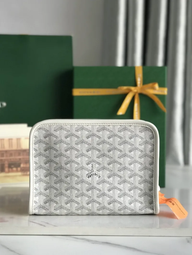 Goyard White Clutch Bag 109 - Image 3