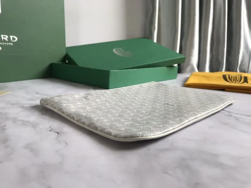 Alternative view of Goyard Clutch Bags-149